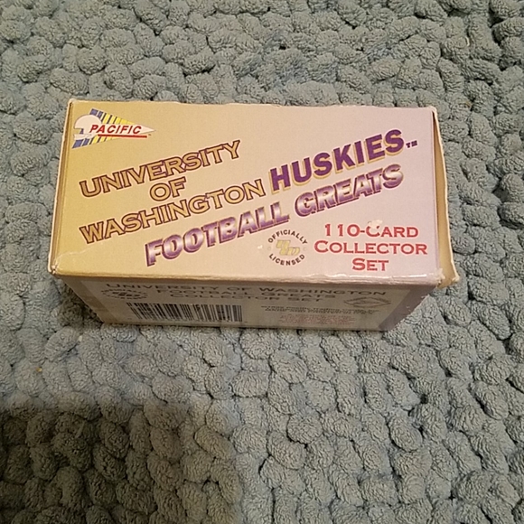 1992 Pacific cards U of W Huskies, 110 cards - Picture 3 of 3